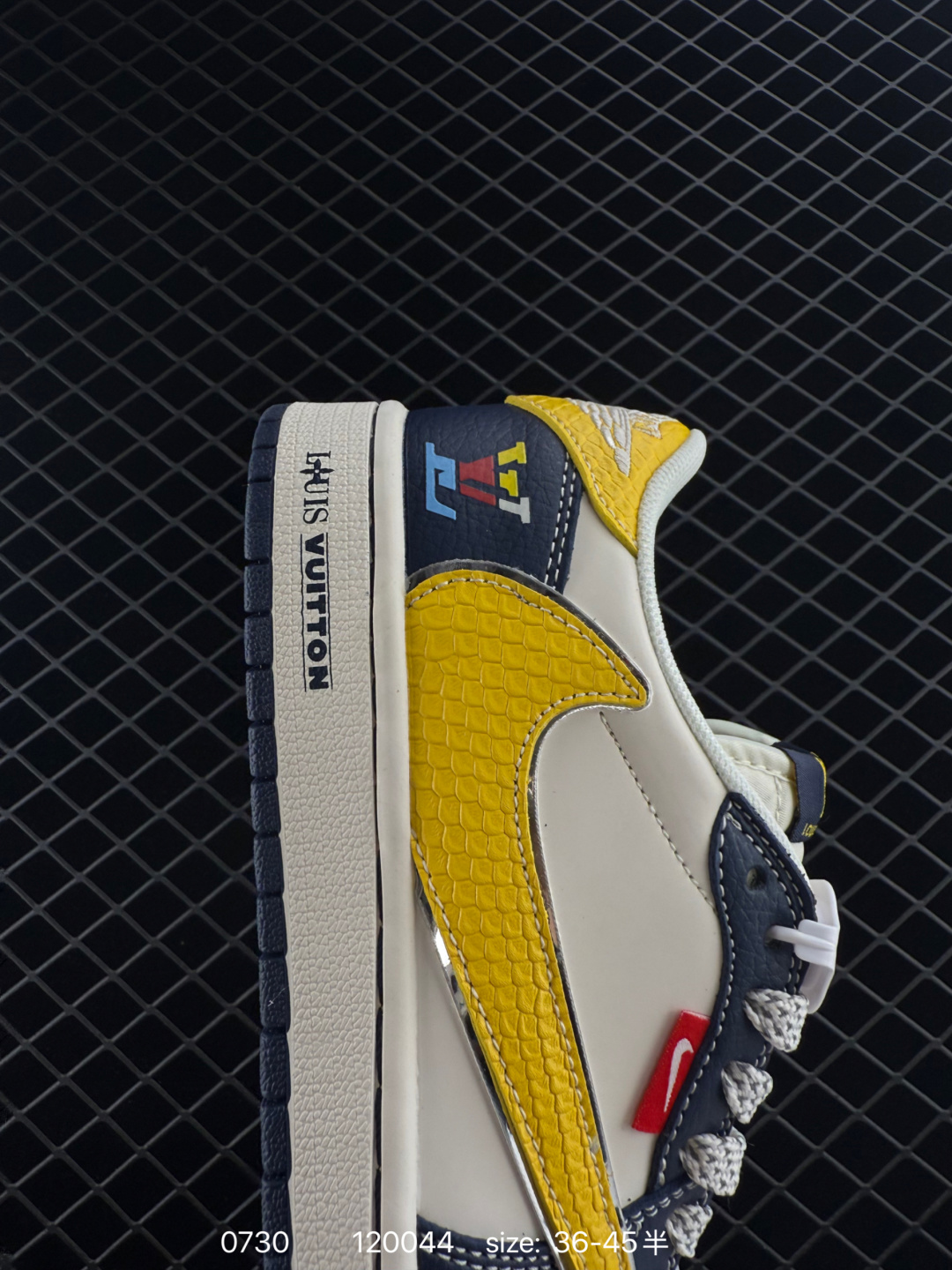 Nike Air Jordan 1 x Travis Scott AJ1